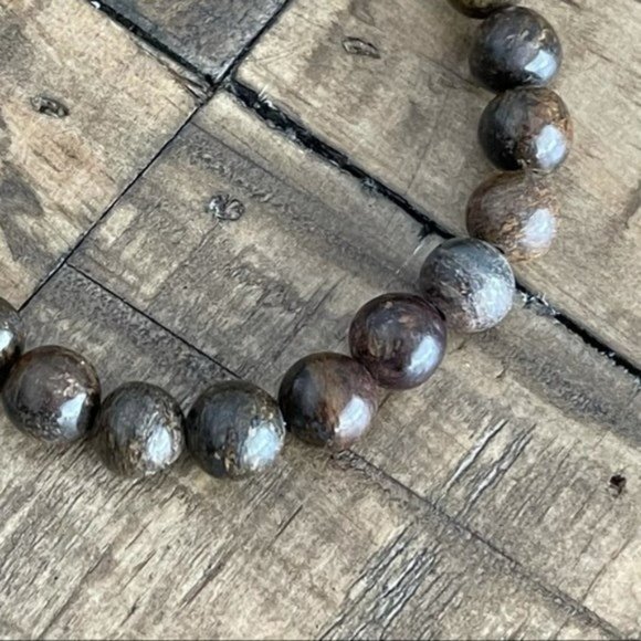 8mm Bronzite Chakra Stretch Bracelet - Picture 4 of 4